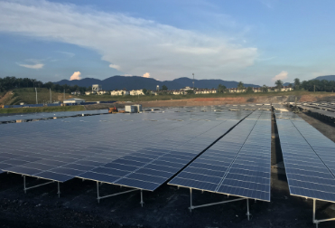  Nuestro clientes terminados 60MW proyecto solar en malasia